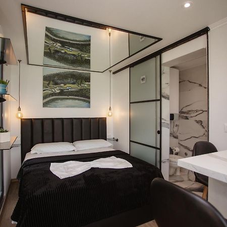 הוילה 446 Tiny House Shiroke מראה חיצוני תמונה