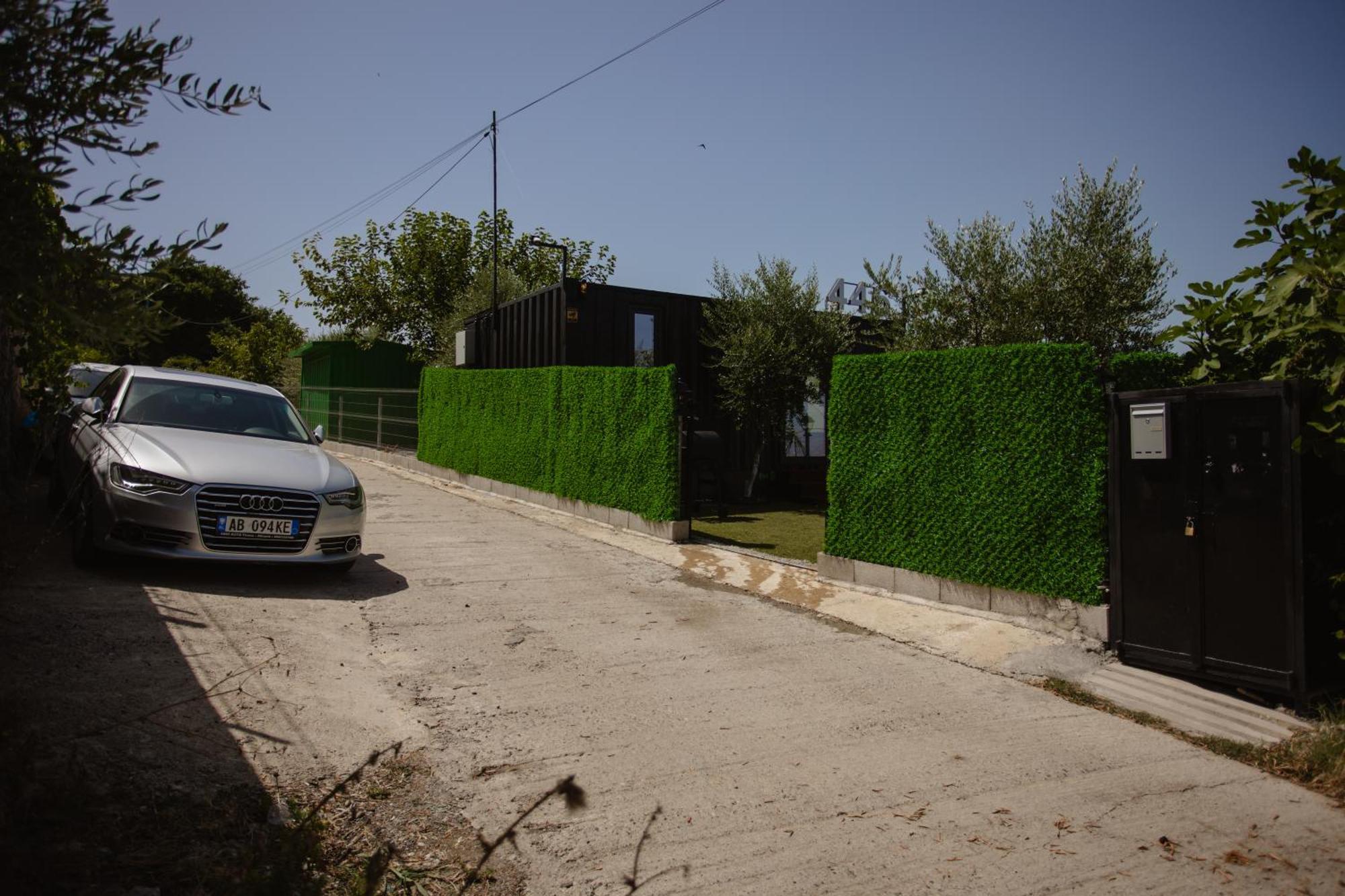 הוילה 446 Tiny House Shiroke מראה חיצוני תמונה