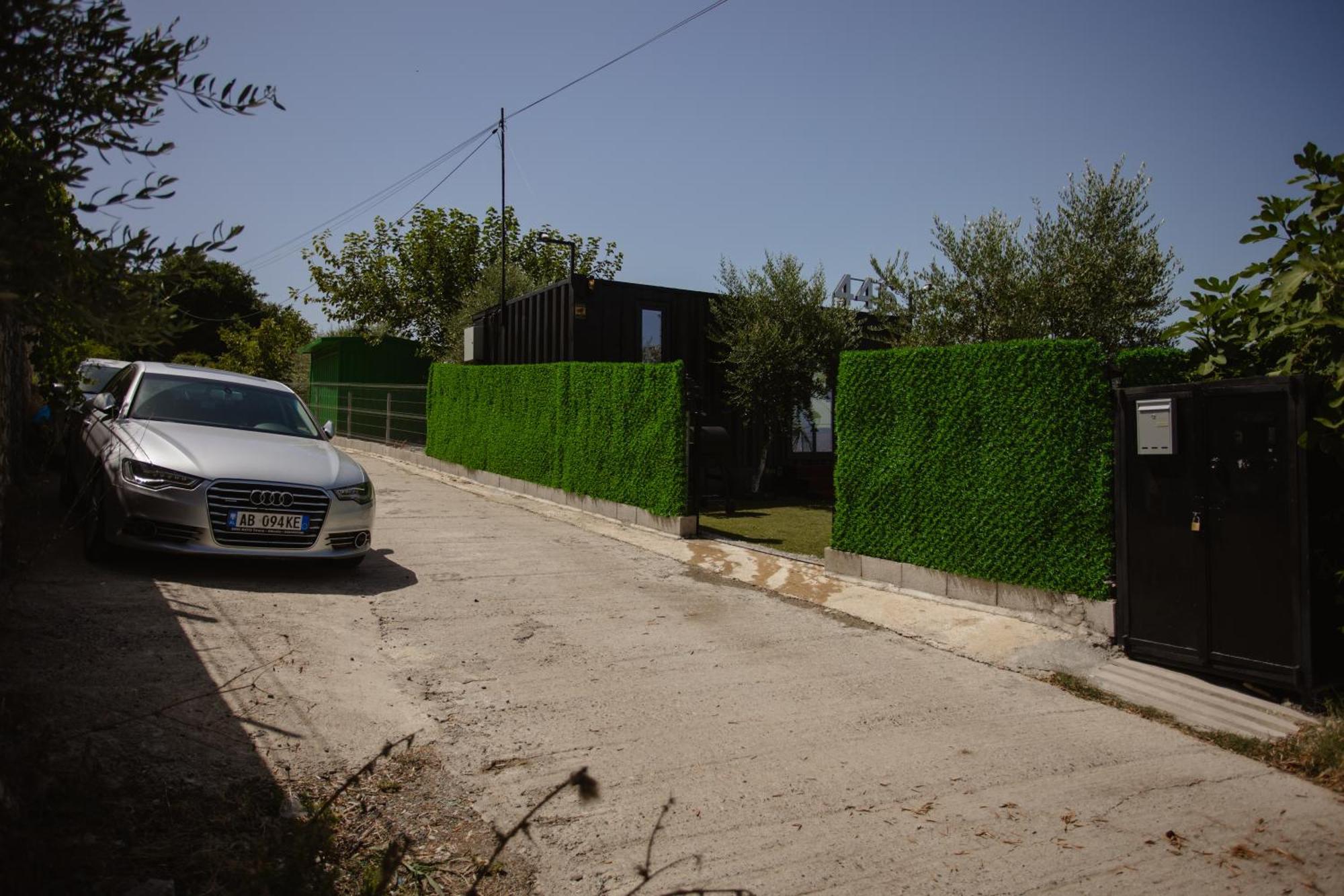 הוילה 446 Tiny House Shiroke מראה חיצוני תמונה