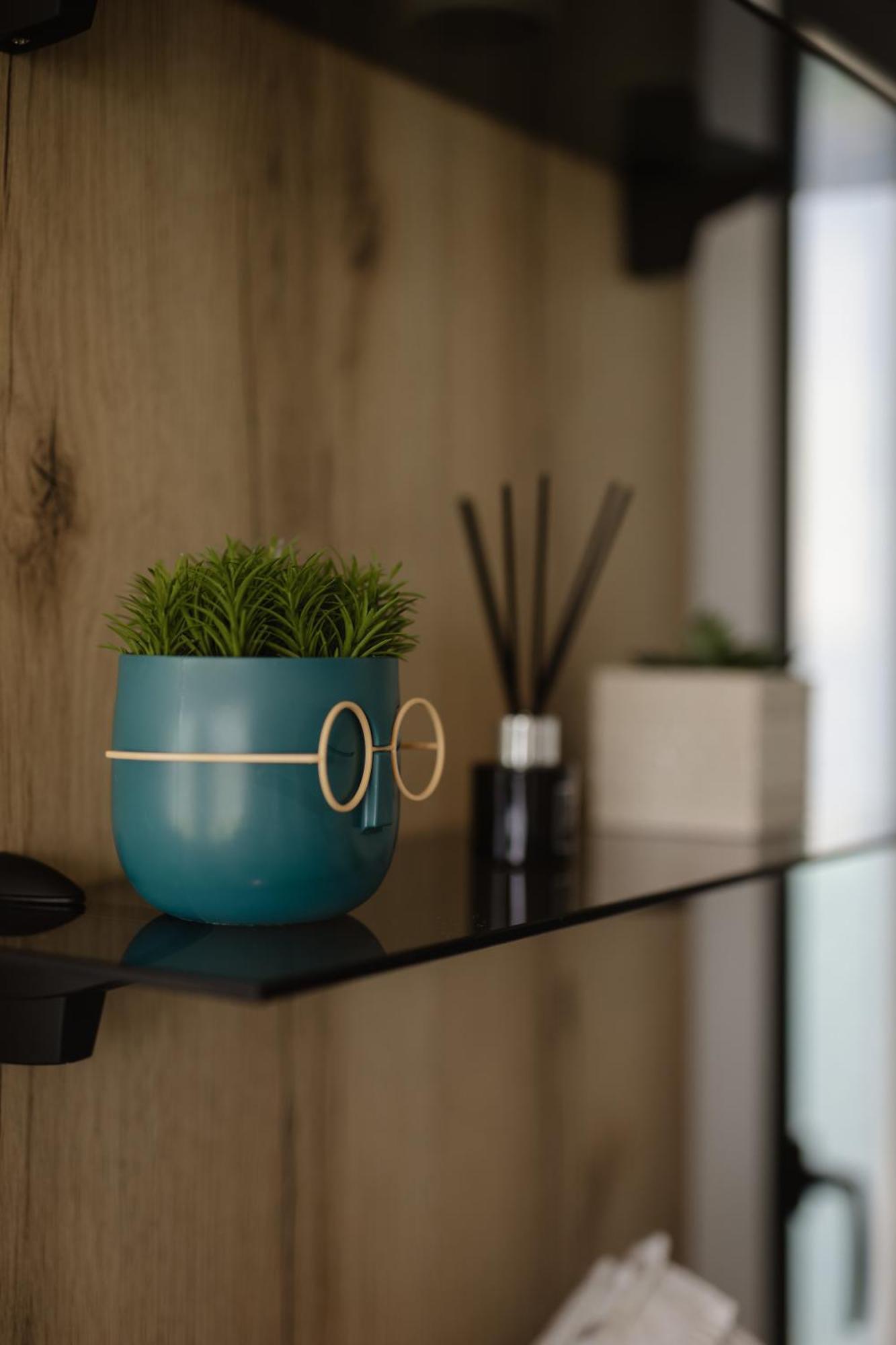 הוילה 446 Tiny House Shiroke מראה חיצוני תמונה